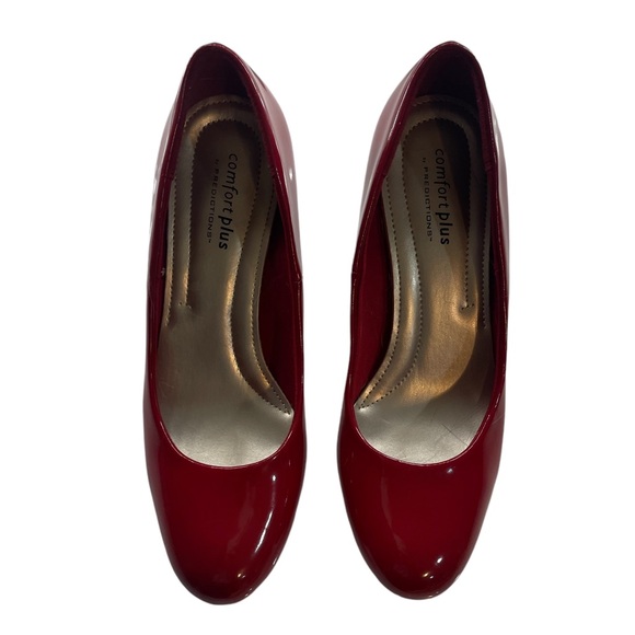 Red patent 3 inch high heel, Mary Jane, rounded heel shoe,7 1/2 - Picture 3 of 9